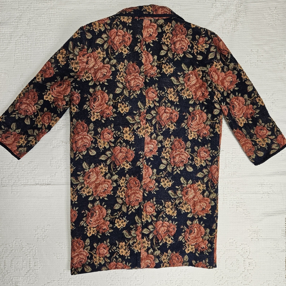 Floral Open Front Jacket - Picture 11 of 16